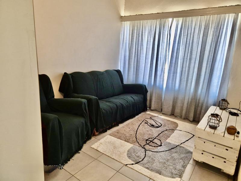 5 Bedroom Property for Sale in Douglas Northern Cape